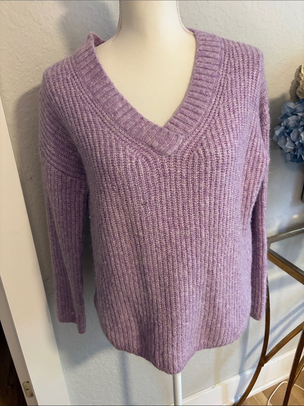 Banana Republic Lavender Ribbed V-Neck Sweater in a chunky knit.